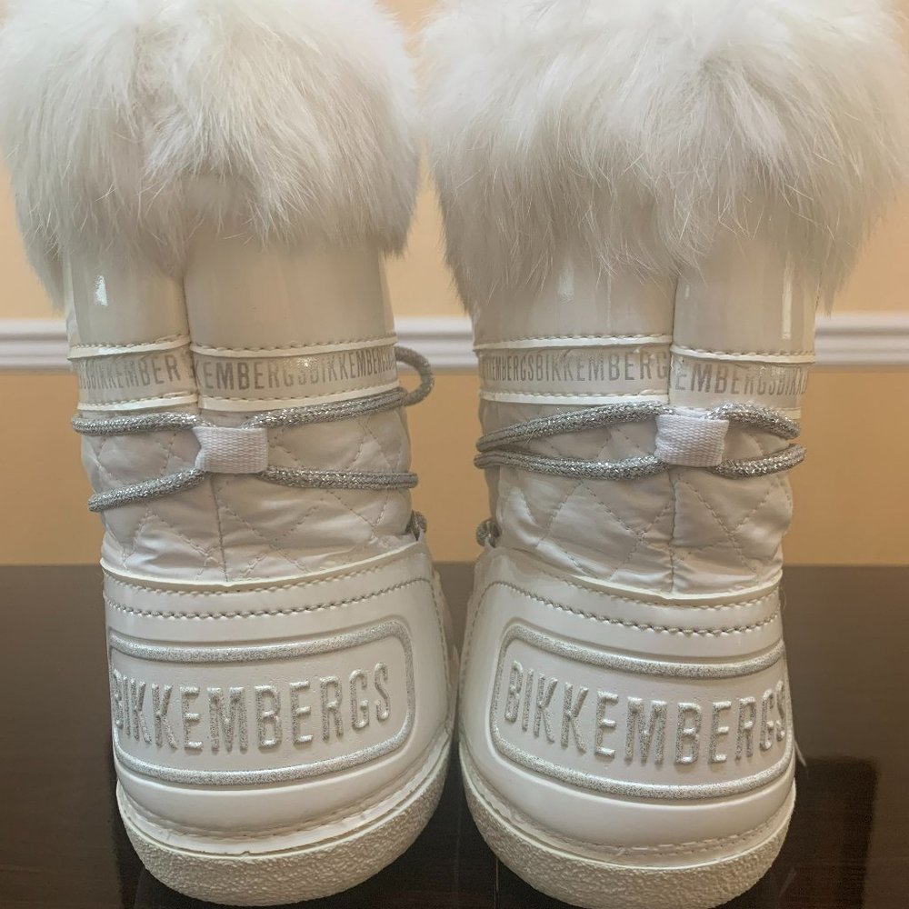 Snow Boots - Picture 2 of 2